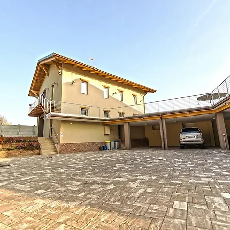 بيت للعطل La Casa Di Kiki